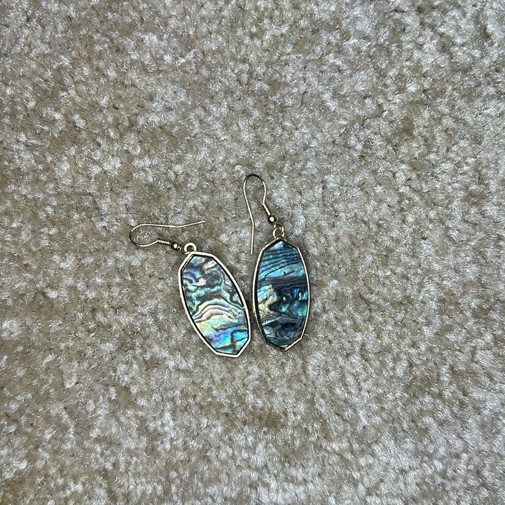 earrings​